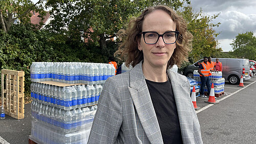 Alison Bennett MP at the water pickup point at Tesco, Burgess Hill following the recent water outage in Hurstpierpoint, Burgess Hill and Hassocks