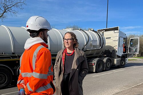 Alison speaking with Southern Water at Jane Murray Way
