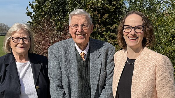 Lyn, Rodney and Alison