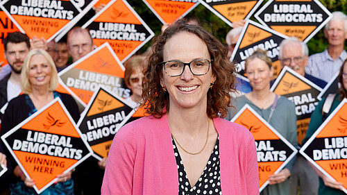 Alison Bennett 